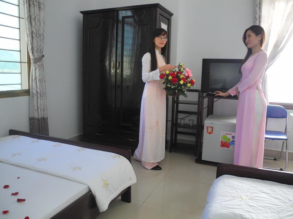 Nam Hong Hotel Nha Trang Exterior foto